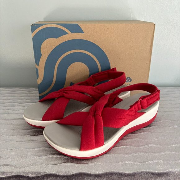 BNWT Cloudsteppers by Clarks Arla Belle Slingback Sandals for Women - Picture 2 of 10